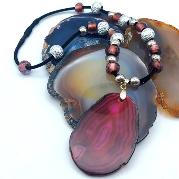 Hand Crafted Jewelry - Handmade Wine Agate Slice Swarovski & Silver Tone Beads 18" Velvet Cord Necklace